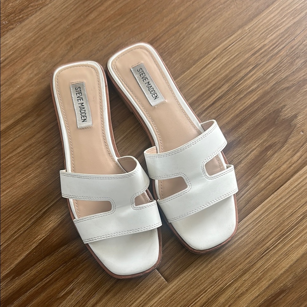 Steve Madden White H-Design Slide Sandals